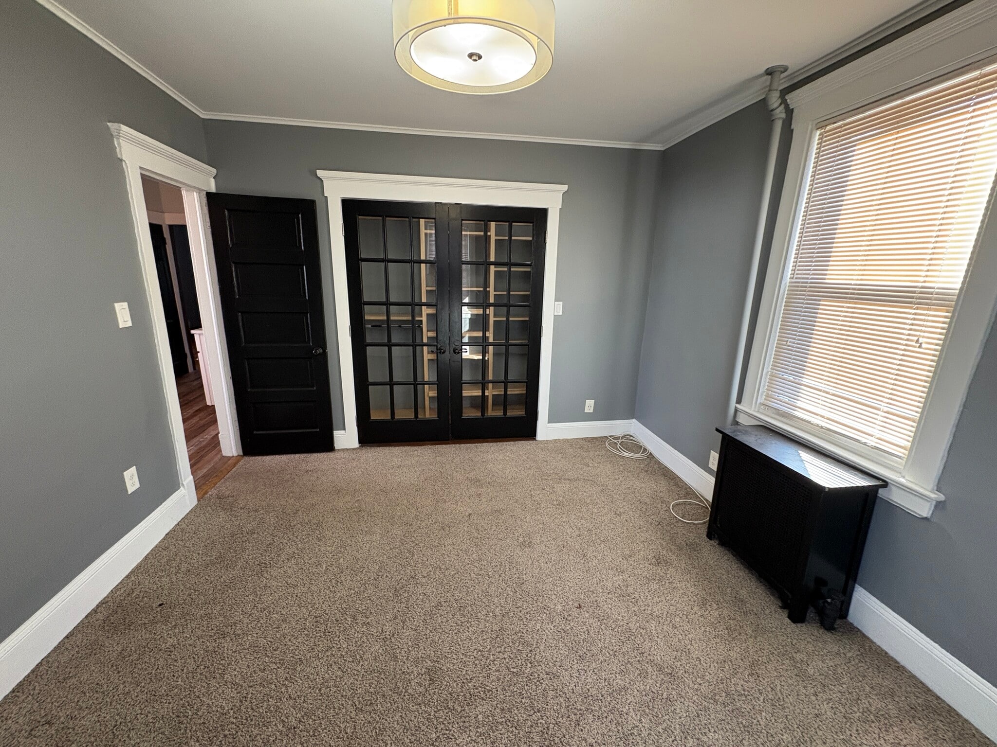 Bedroom 2 -closet - 112 Hamilton Ave