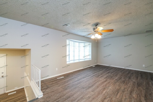 Building Photo - 4829 NW 62nd Terrace