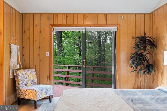 Building Photo - 116 Mossy Rock Ln