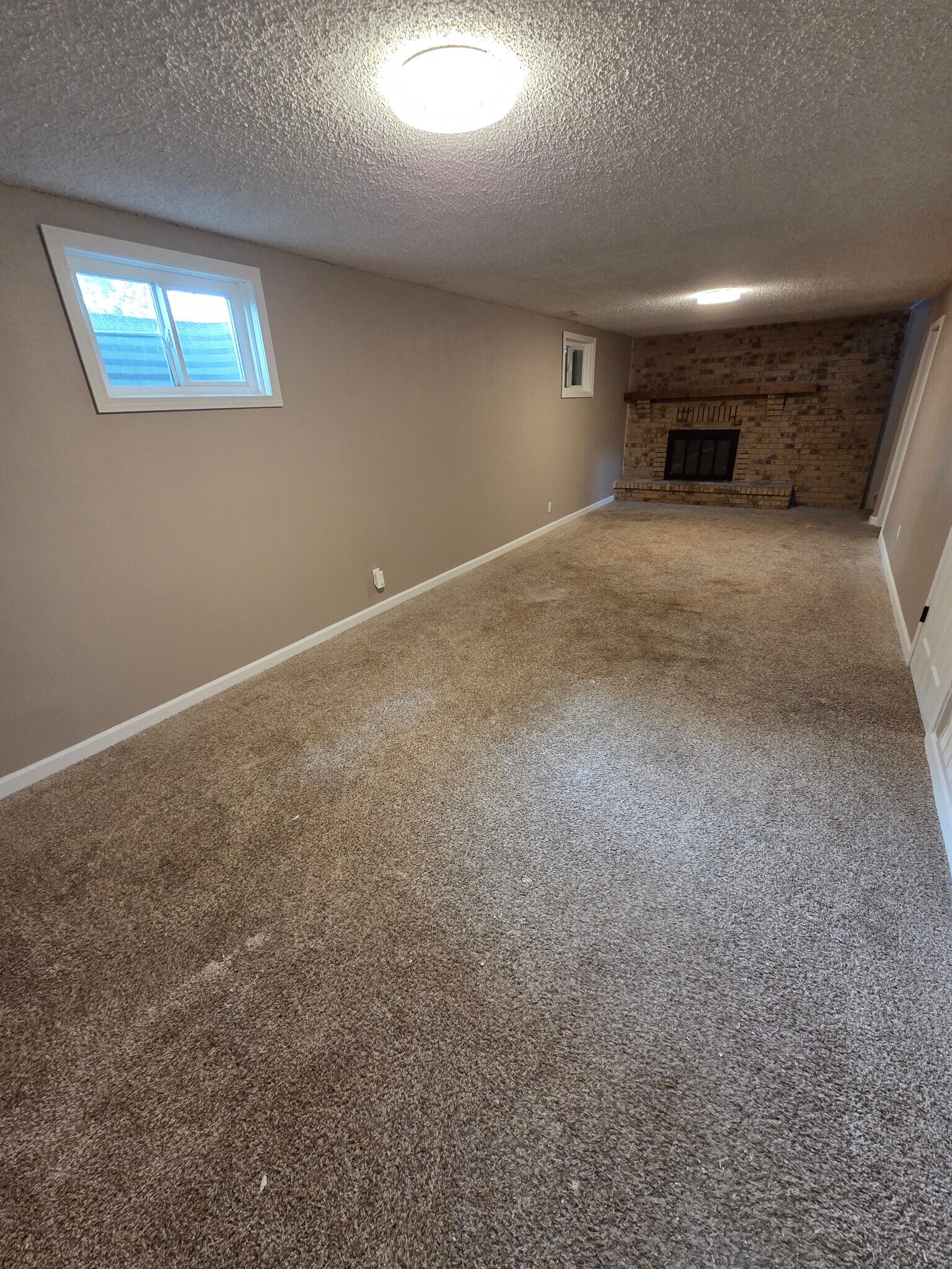 Building Photo - 3633 Windflower Cir