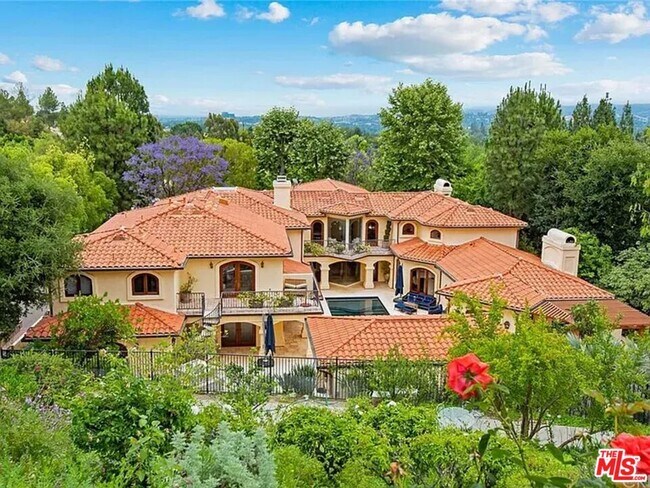 Building Photo - 6005 William Bent Rd