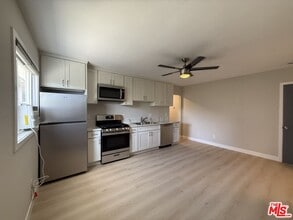 Building Photo - 1505 Cochran Ave