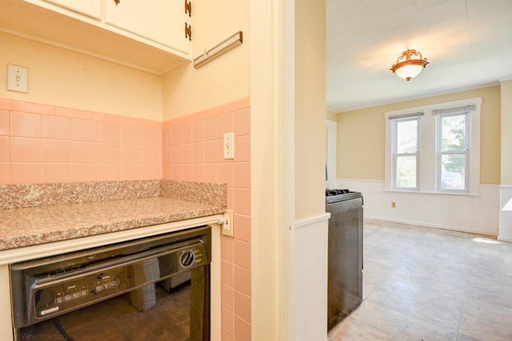 Building Photo - 46 South St