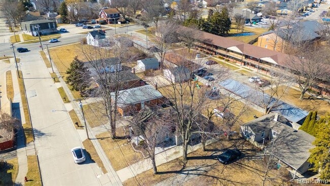 Building Photo - 17511 Castle St