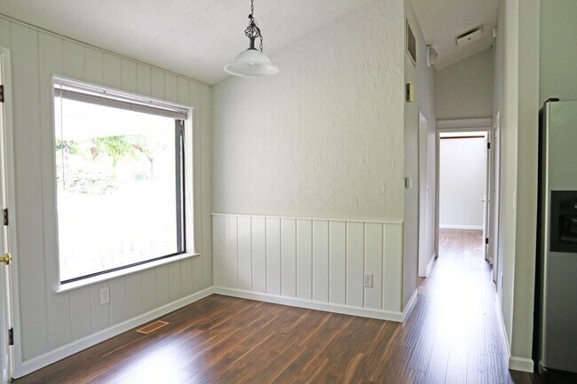 Building Photo - 9247 SW 8th Dr