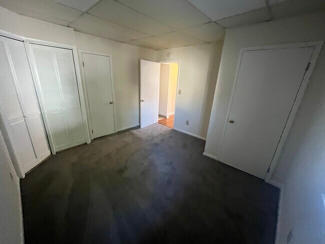 Building Photo - 1206 S 23rd St