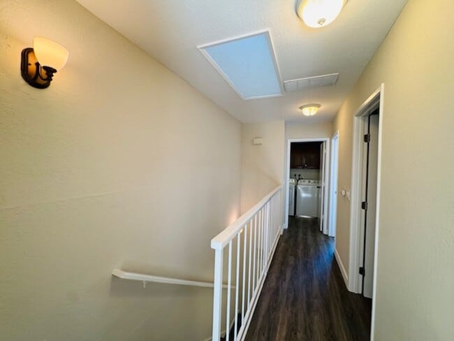 Building Photo - 2 BR 1.5 BA townhome in Walnut Creek-move-in ready!
