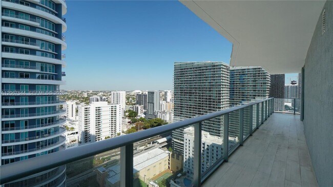Building Photo - 1300 S Miami Ave