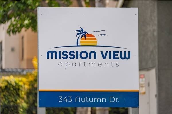 Building Photo - 343 Autumn Dr