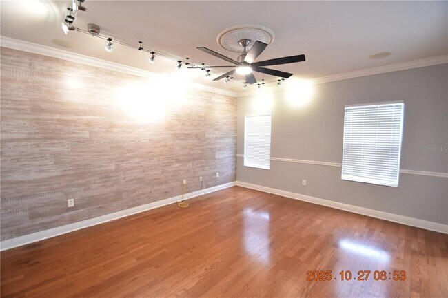 Building Photo - 8806 Cameron Crest Dr