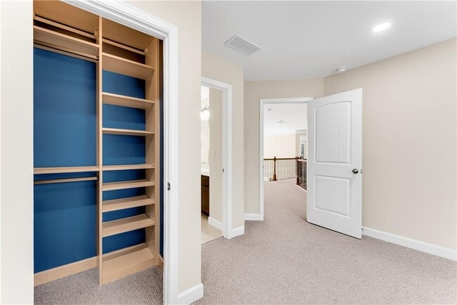 Building Photo - 655 Grand Reserve Dr