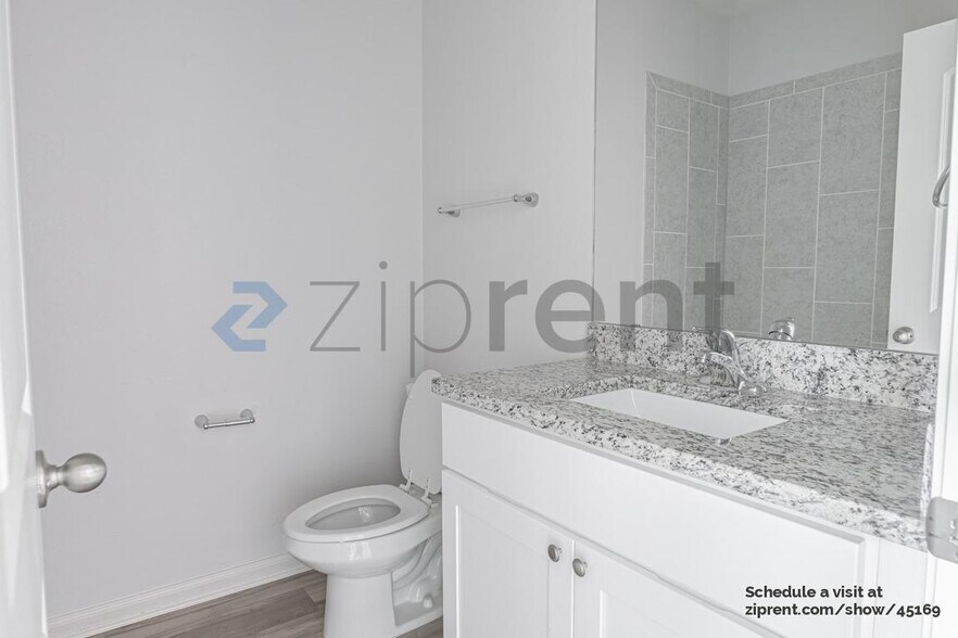Building Photo - 337 Bearman Dr
