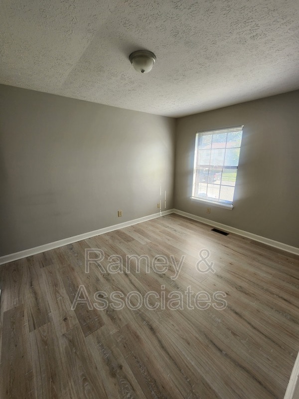 Building Photo - 1700 Cimmaron Trail