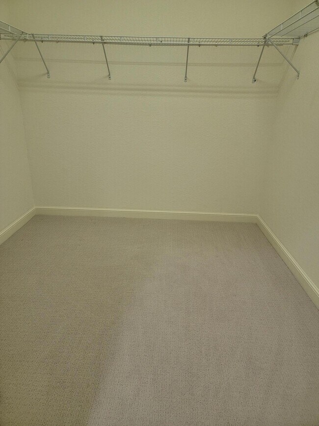 Building Photo - 685 Pacific Grove Dr