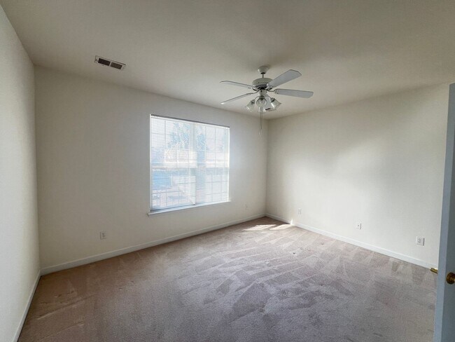 Building Photo - Beautiful Four Bedroom, 2.5 Bath Home, plus Bonus room! Now Available in Little River! Community ...