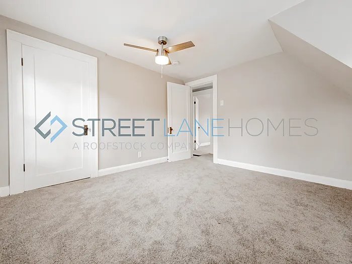 Building Photo - 205 9th Ave