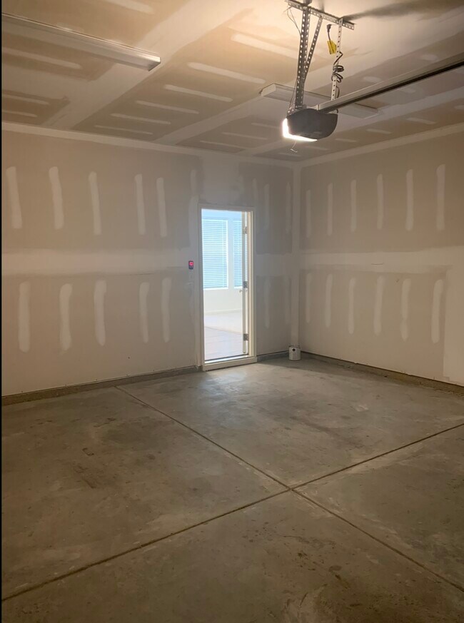 Building Photo - 3512 Slippery Elm Dr