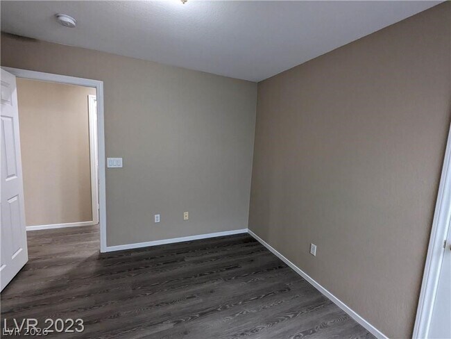 Building Photo - 6298 W Levi Ave