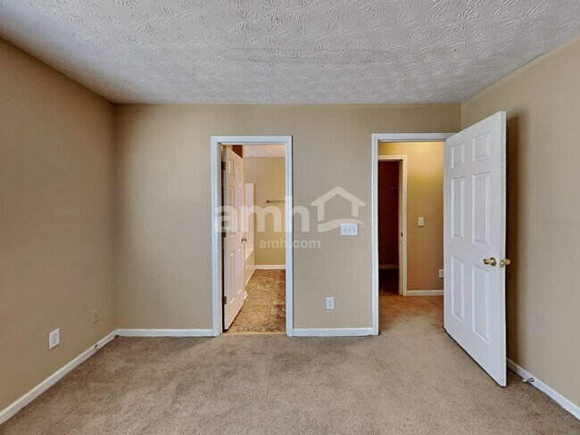 Building Photo - 606 Windcroft Cir NW
