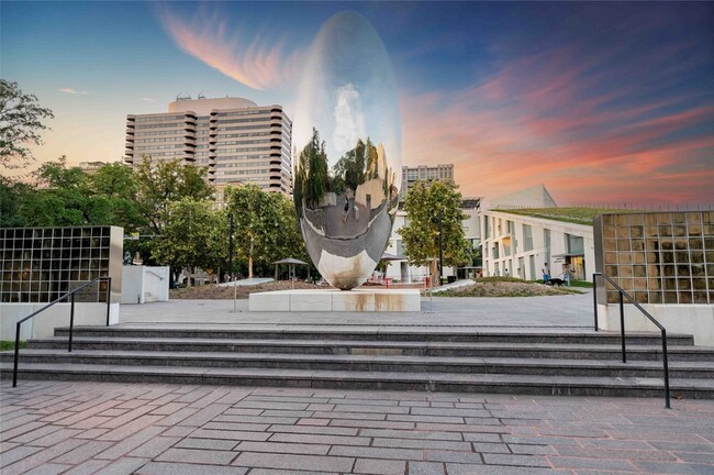 Building Photo - 808 Woodrow St