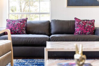 Building Photo - 8902 Feather Hill Rd