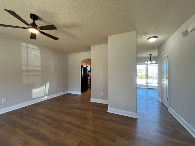 Building Photo - 116 Damascus Dr