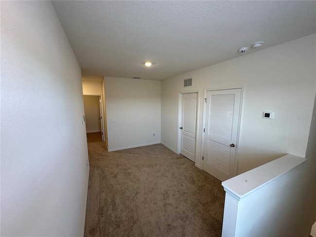 Building Photo - 2499 Taloncrest Ct