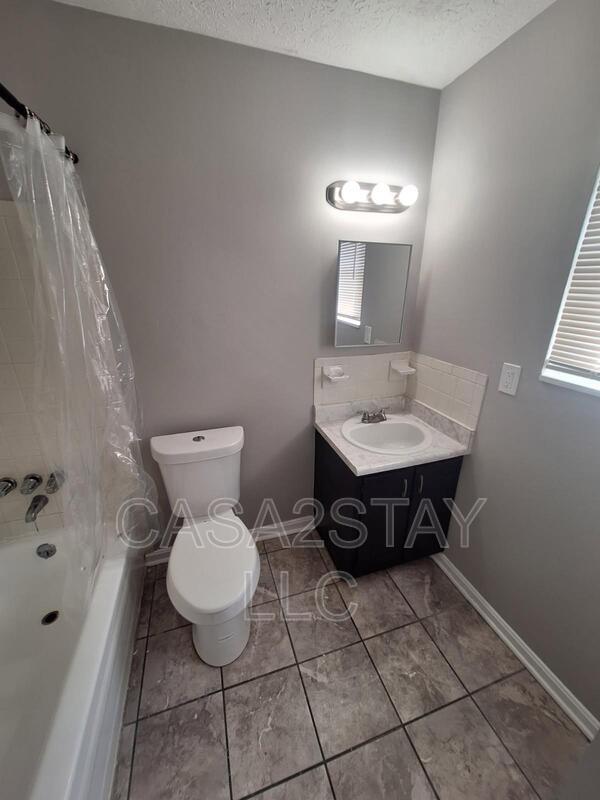 Building Photo - 678 Knox Blvd