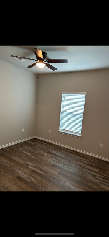 Building Photo - 804 Co Rd 1058