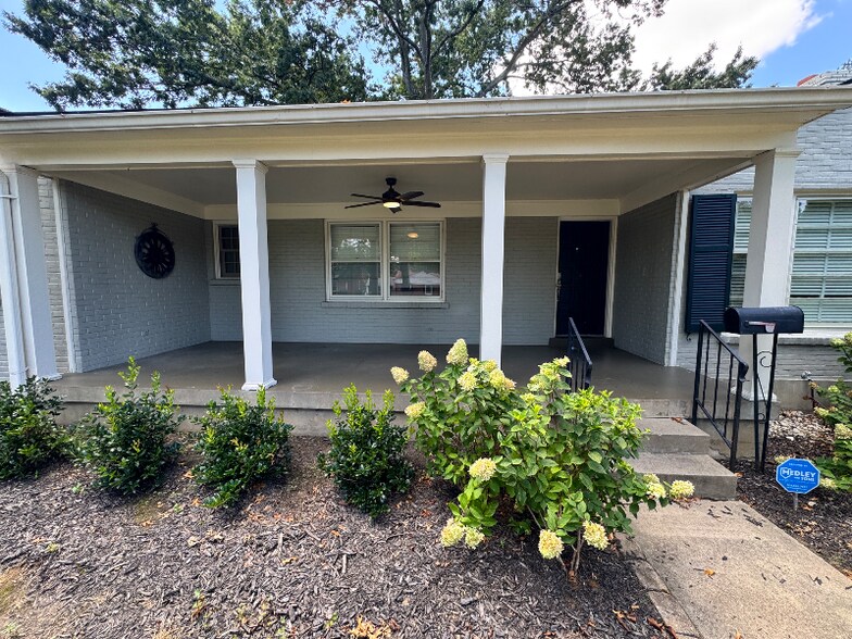 Primary Photo - 410 Kaelin Dr