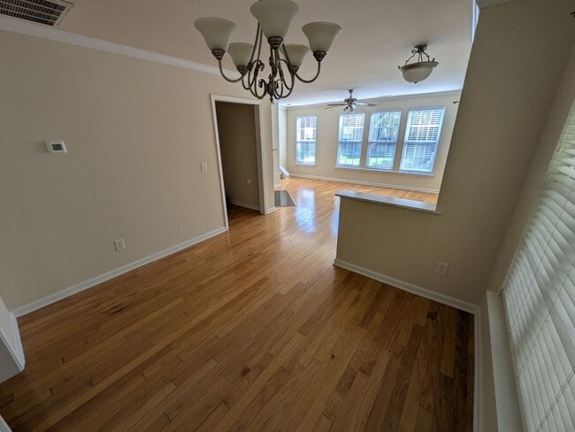 Building Photo - 9915 Cleaver Ct