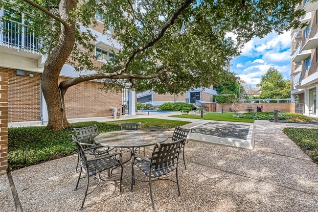 Building Photo - 3614 Montrose Blvd