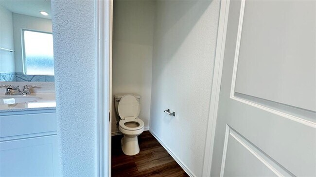 Building Photo - 155 Crawford