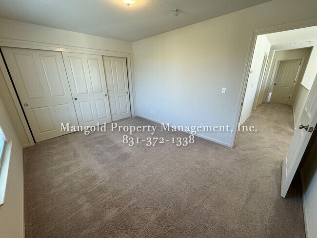 Building Photo - 3075cre