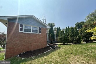 Building Photo - 9226 Limestone Pl