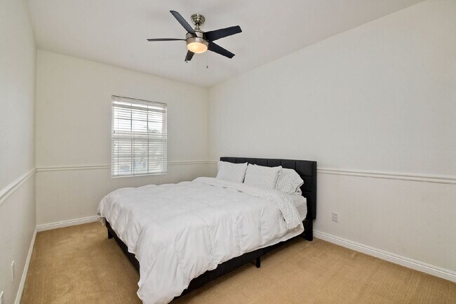 Building Photo - "Spacious 4-Bedroom Retreat in Rancho Carr...