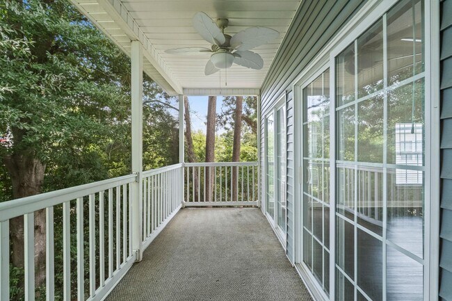 Building Photo - 5026 Belleglen Ct