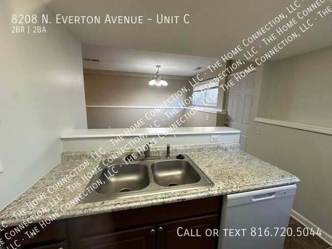 Building Photo - 8208 N Everton Ave