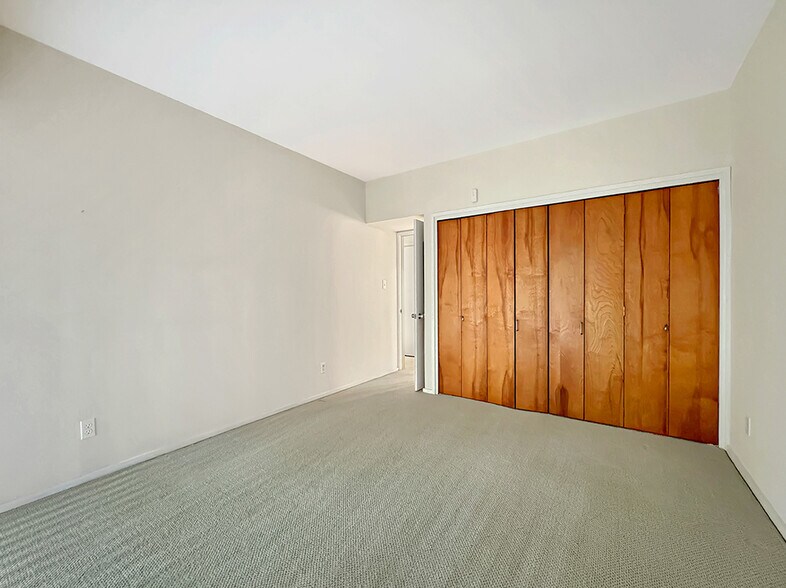 Building Photo - 609 Indian Springs Ct