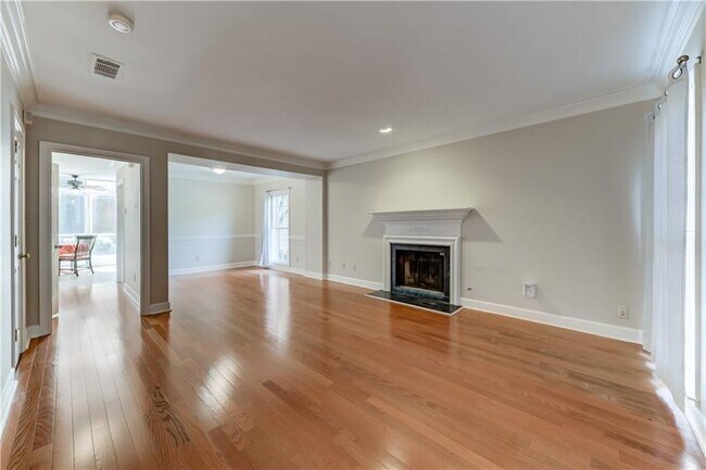 Building Photo - 64 Mt Vernon Cir