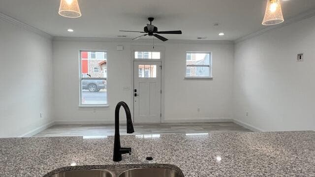 Building Photo - 1913 Cypress Ln