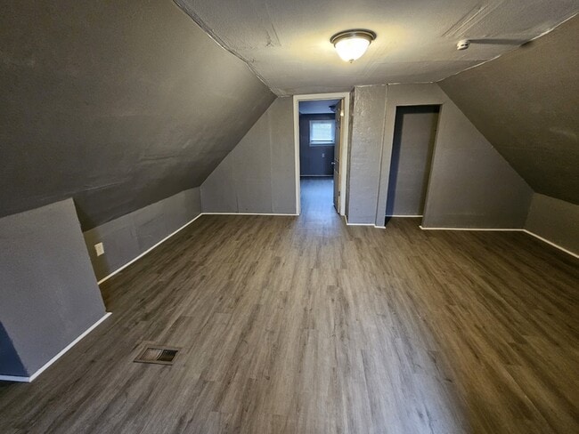 Building Photo - 444 E 156th St