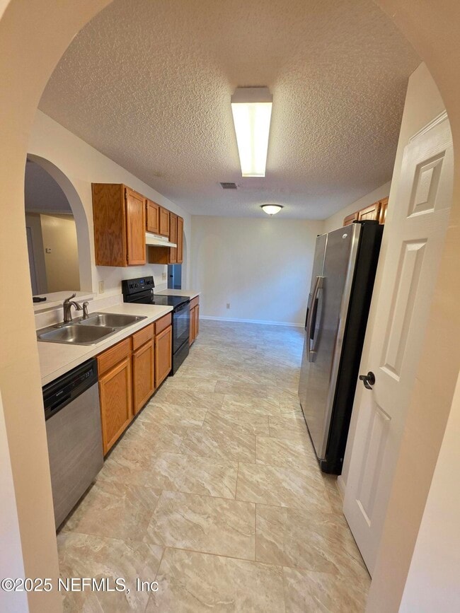 Building Photo - 7589 Fawn Lake Dr S