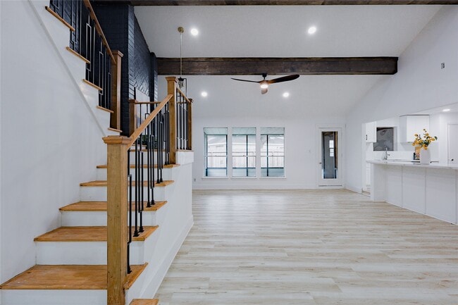 Building Photo - 2902 Misty Park Dr