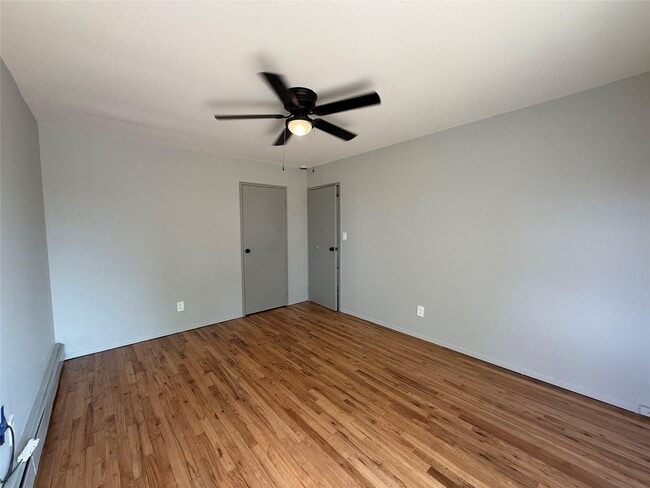 Building Photo - 200 Nassau Ln