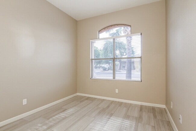 Building Photo - 6482 W Matilda Ln