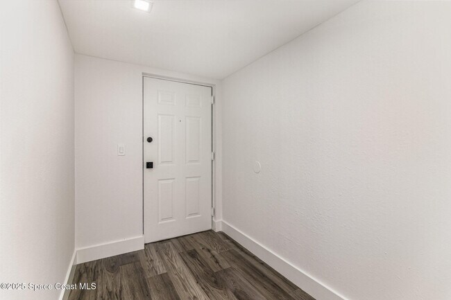 Building Photo - 85 S Atlantic Ave