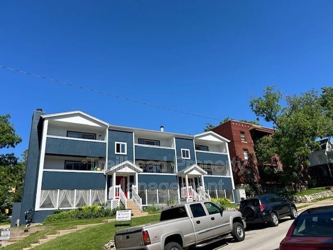 Building Photo - 3632 Wyoming St