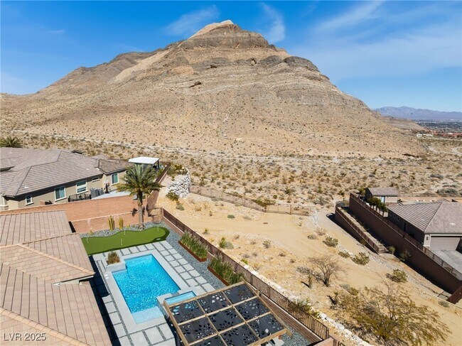 Building Photo - 3120 Greenscape Ln