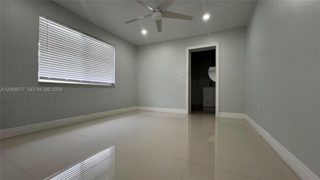 Building Photo - 6550 SW 8th St